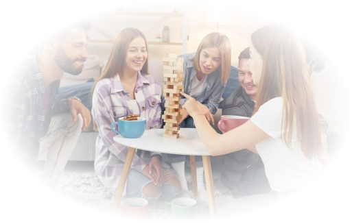 Een groep vrienden brengt gezellig tijd samen door met het spelen van een bordspel en het praten in een gezellige huiselijke sfeer. Dergelijke spellen brengen mensen samen, zorgen voor emoties en maken de avond echt onvergetelijk. 🎲